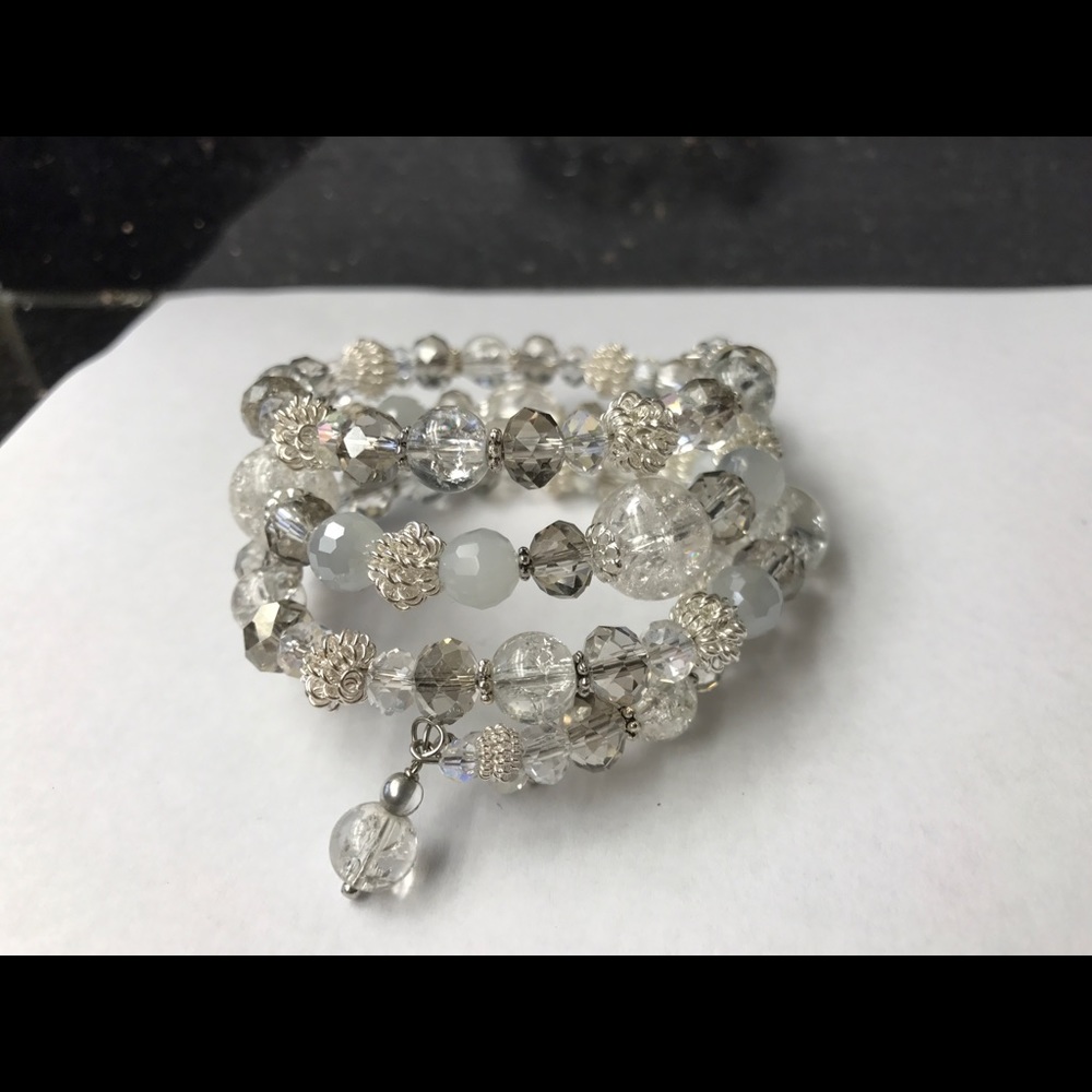 White & silver plated bracelet - Picture 3 of 6